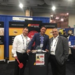 Great sales team partnering at a trade show!